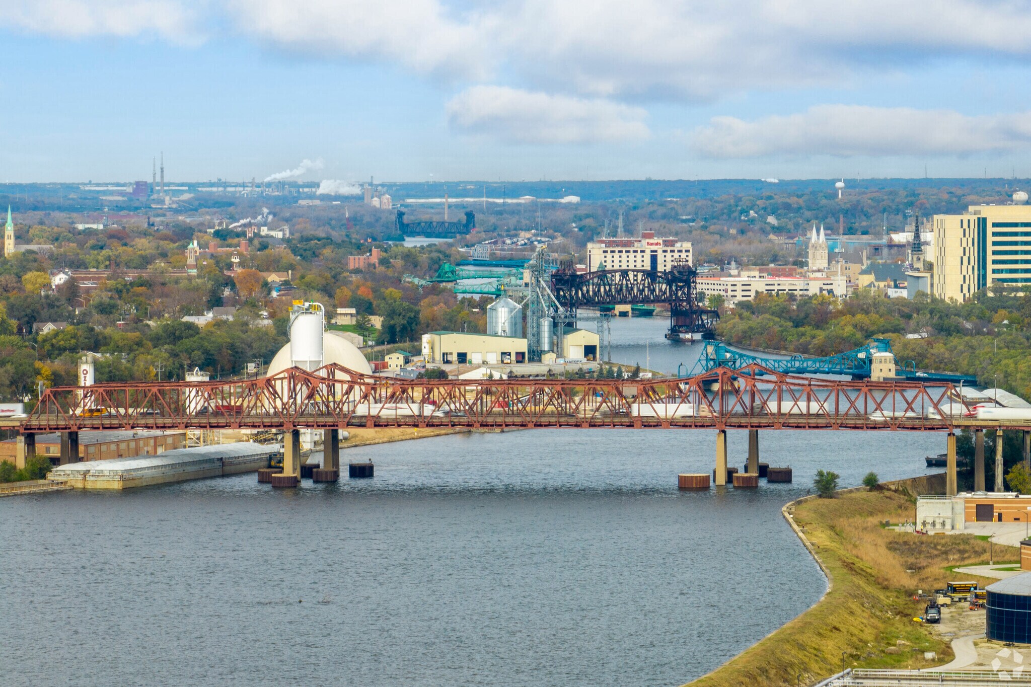 Mt Zion borders the Des Plaines river.