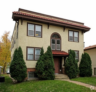 946 Randolph Ave, Saint Paul, MN 55102