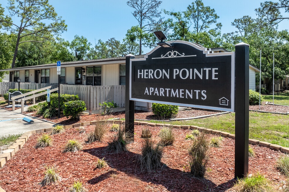 Heron Pointe, Jacksonville, FL 32233 - photo 1