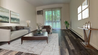 500 W Genesee St, Chittenango, NY 13037