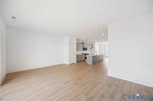 15381 Sunray Aly, Midlothian, VA 23112 - photo 3