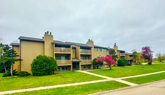 1621 Pinehurst Dr NE, Cedar Rapids, IA 52402