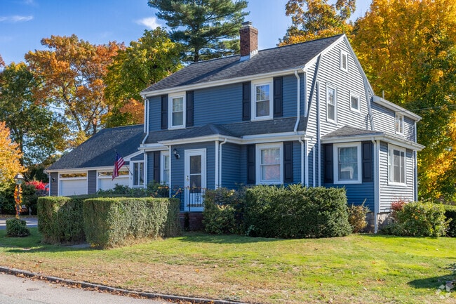Brilliant hedges greet you at this home in Brockton.