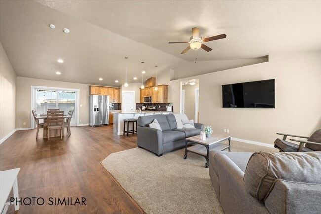 1375 Dawn St unit 38659320, Weiser, ID 83672 - photo 2