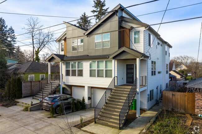 Overlook neighborhood balances a quaint suburban feel with an industrious footprint.