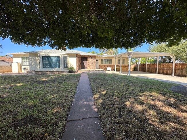 2152 Bear Valley Pkwy, Escondido, CA 92027 - photo 2