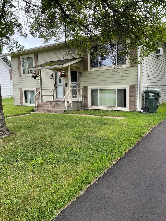 1007 SE 13th St unit Susan, Brainerd, MN 56401 - photo 5