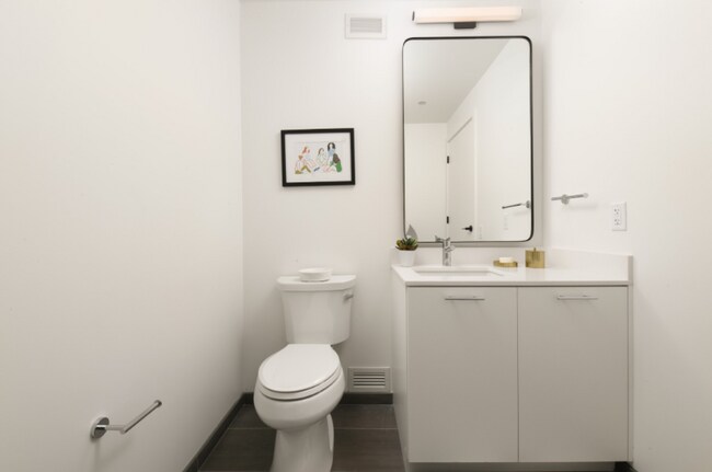 825 W Madison St, Chicago, IL 60607 - photo 7