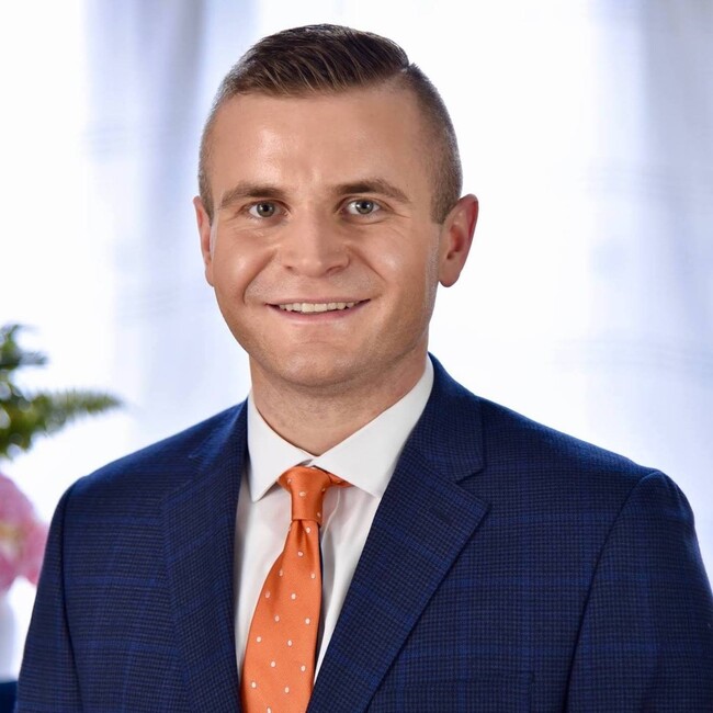 Agent Photo
