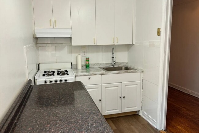8380 118th St unit 4G, Kew Gardens, NY 11415 - photo 4