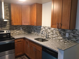 1217 NE 122nd Ave, Portland, OR 97230