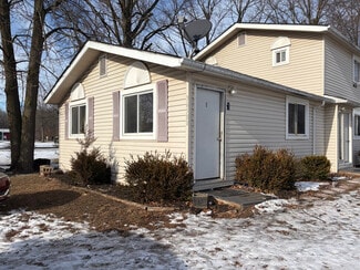 36564 Bismark Rd, New Boston, MI 48164