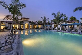 10200 Sweetgrass Cir, Naples, FL 34104