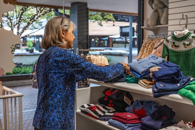 Enjoy some shopping at the Pied Piper in Cylburn.