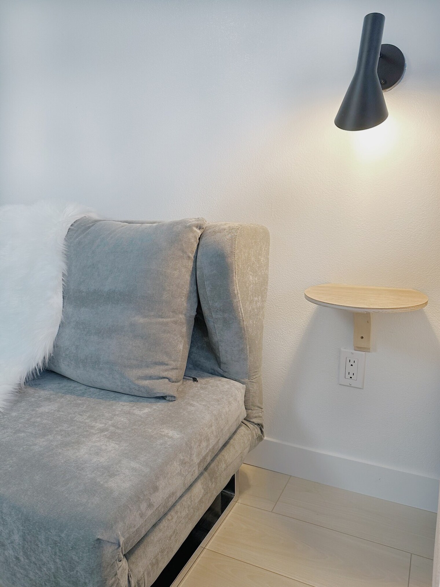 854 W 13th Ave unit ID1284539P, Anchorage, AK 99501 - photo 1