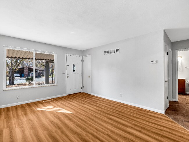 104 Britanna Dr, Swansea, IL 62226 - photo 4