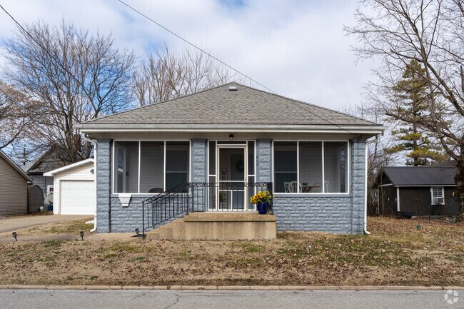 Cottages and bungalows are a common style of home in the older neighborhoods of Marion.