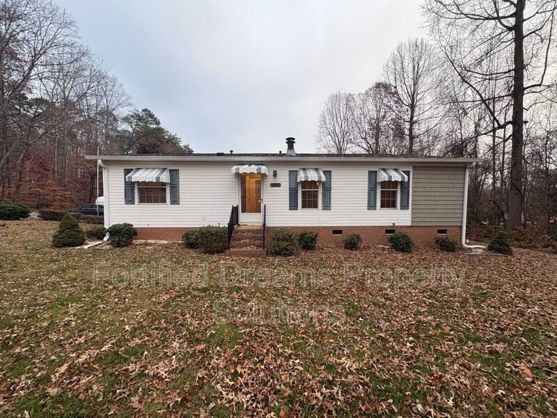 1980 Bethania-Rural Hall Rd, Winston-Salem, NC 27106 - photo 1