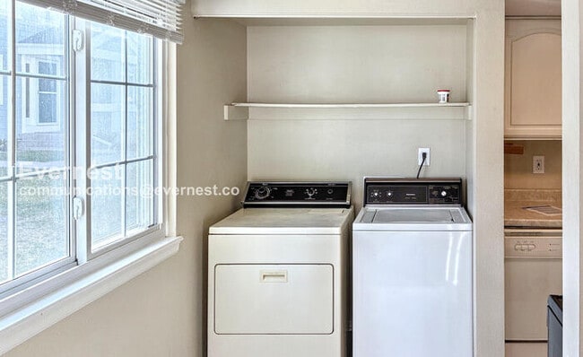 2924 Ross Dr, Fort Collins, CO 80526 - photo 5