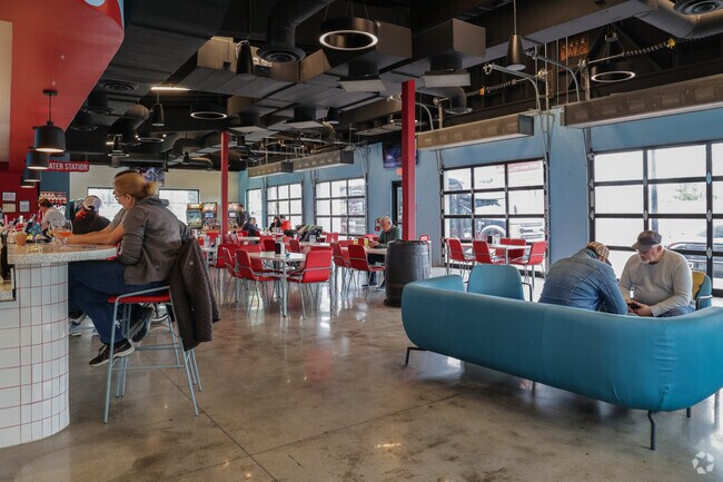 Aslin Beer Company is great place for the beer enthusiasts in Herndon.