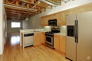 538-594 N Sherman Dr, Royal Oak, MI 48067