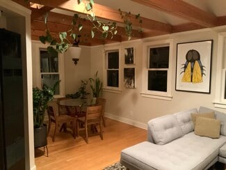 2342 NE 14th Ave Unit Upr, Portland, OR 97212