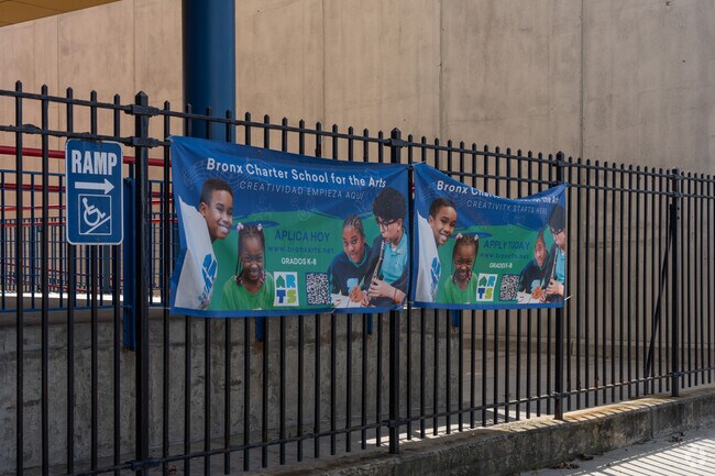 Bronx Arena High School has a student-teacher ratio of 7 to 1.