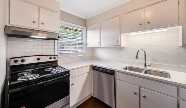 Courtyard on Main, Salisbury, NC 28144 - photo 3