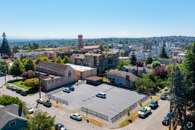 Tilden School is a private school with small classrooms to give children the right attention.