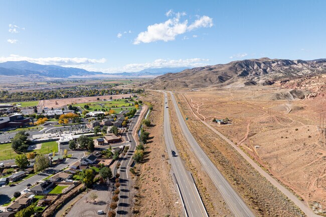 Interstate 70 runs alongside the city of Richfield, connecting its neighborhoods to Utah’s scenic mountain ranges.