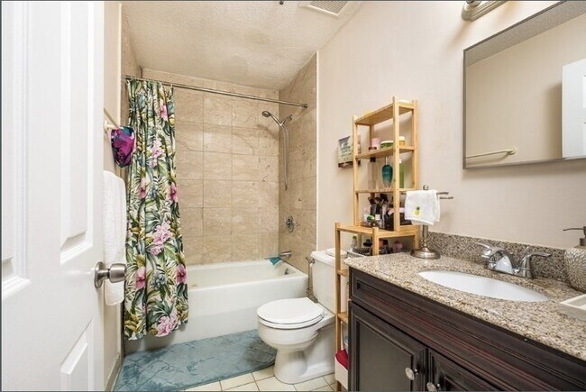 Kelton Place Condominiums unit 501, Allston, MA 02134 - photo 6