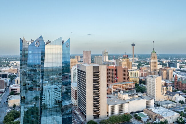 Downtown San Antonio is just a short drive from Fronterra at Westpointe, putting city lights and river walks within easy reach.