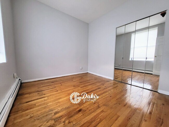 23-34-34 28th Ave, Queens, NY 11102 - photo 6