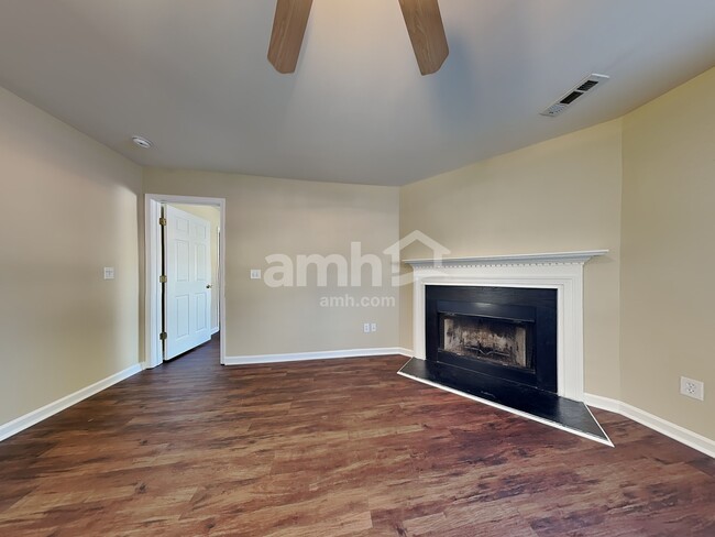 144 Worcester Ln, Easley, SC 29642 - photo 7