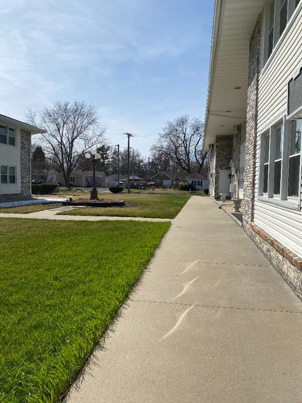 405 SW Elm St, Anekny, IA 50021 - photo 5