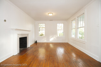 1230 E 40th St, Savannah, GA 31404