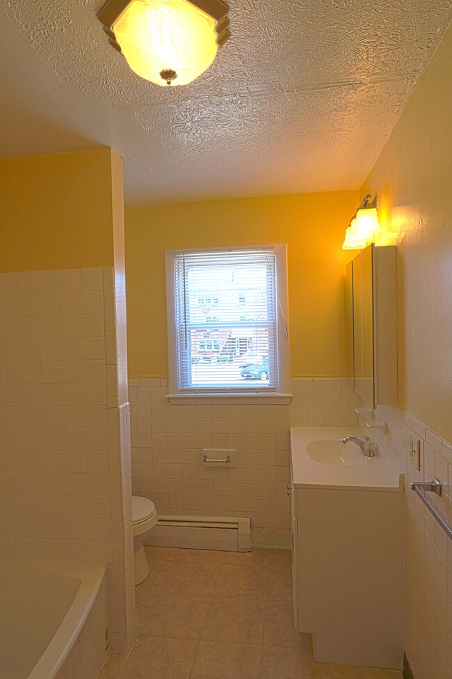 Grove Hill Apartments, West Haven, CT 06516 - photo 5