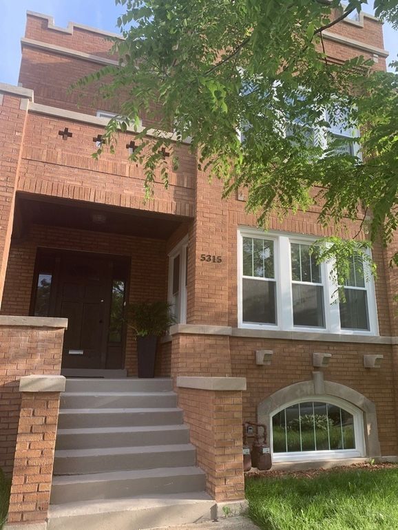 5315 W Montrose Ave unit 2, Chicago, IL 60641 - photo 2