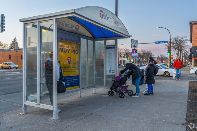 Multiple bus routes along Central Avenue make Windom Park easily accessible for residents.