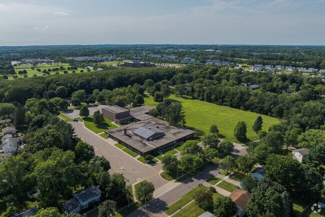 Arcadia Elementary School has a C+ rating on Niche.com.
