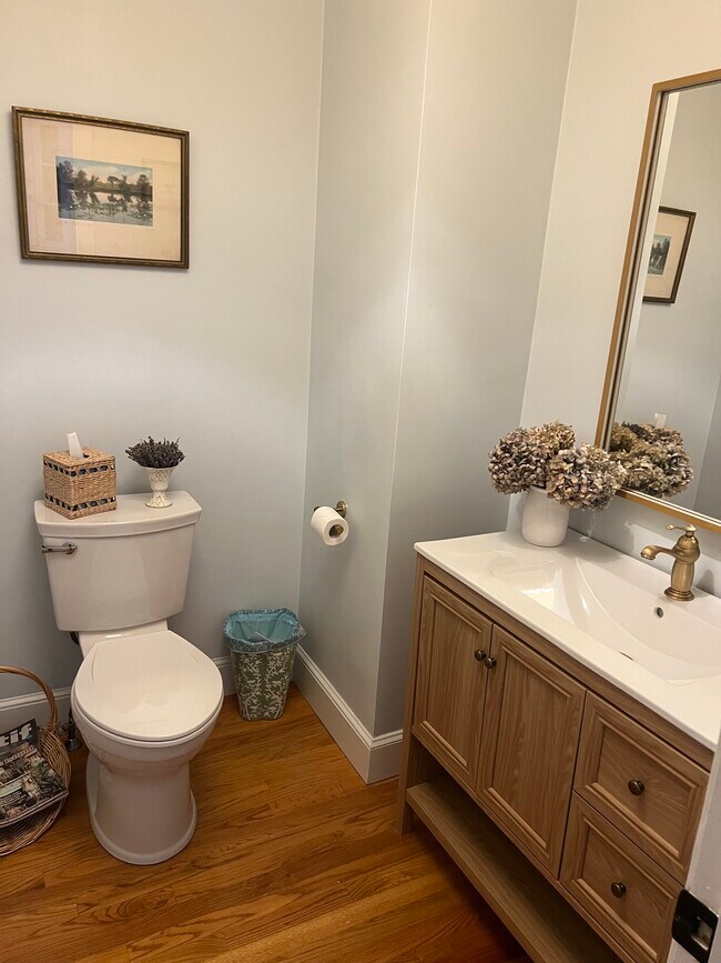 15 Olney St unit C, Providence, RI 02906 - photo 5