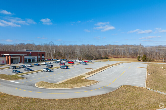 Burns Middle School has ample parking for parents and teachers.