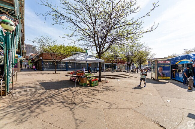West Farms Square is the community and transportation hub in New York for culture.
