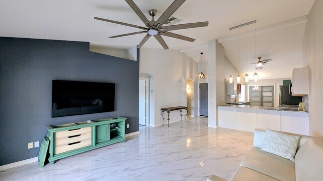 10867 W Chino Dr, Sun City, AZ 85373 - photo 6