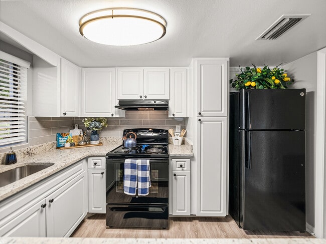 The Park at Parma, Melbourne, FL 32935 - photo 3