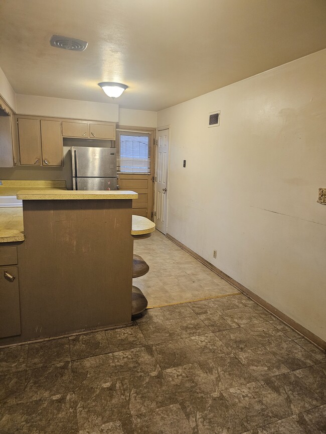 5852 N 32nd St, Milwaukee, WI 53209