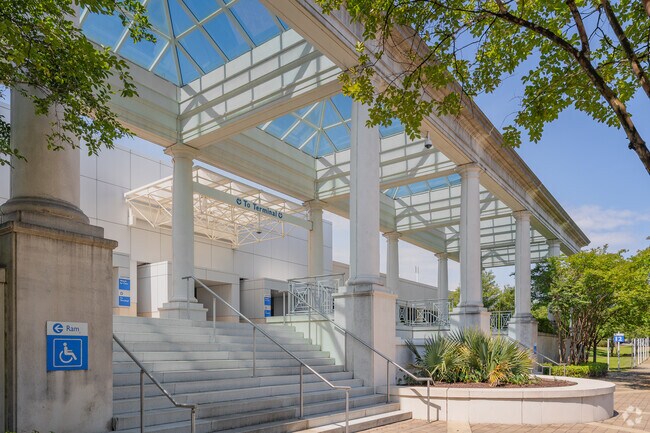 The Columbia Metropolitan Airport is easily accessible to Oak Grove residents.