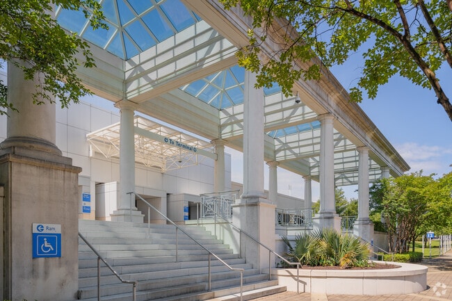 The Columbia Metropolitan Airport is easily accessible in Springdale.