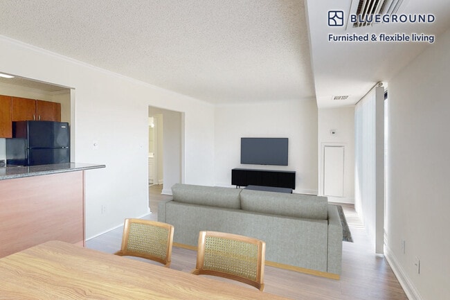 4100 Massachusetts Ave NW unit FL2-ID7886A, Washington, DC 20016 - photo 3