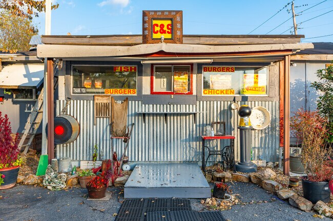 C&S restaurant in College Station is a popular local walk-up lunch restaurant.